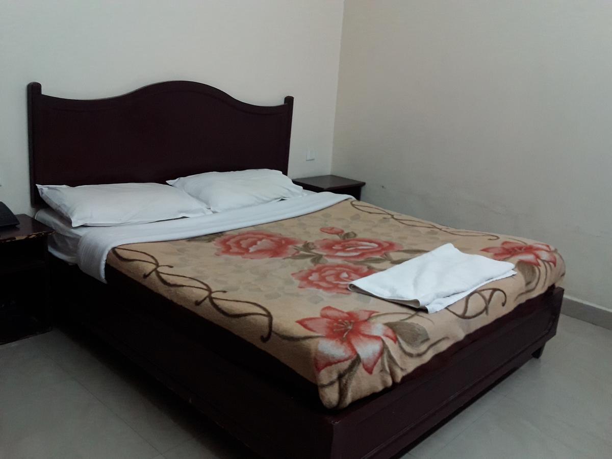 Jays Inn Munnar Esterno foto