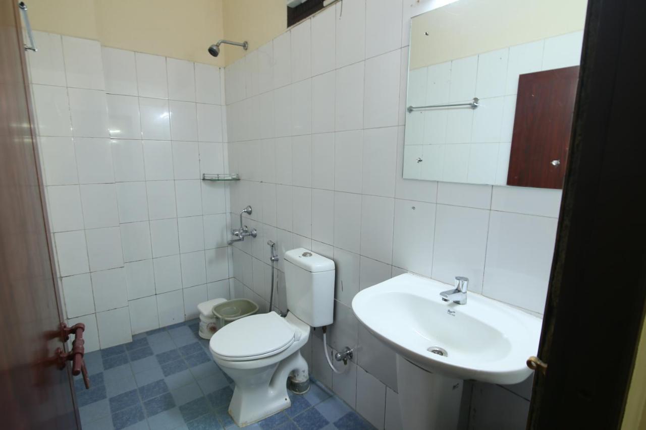 Jays Inn Munnar Esterno foto